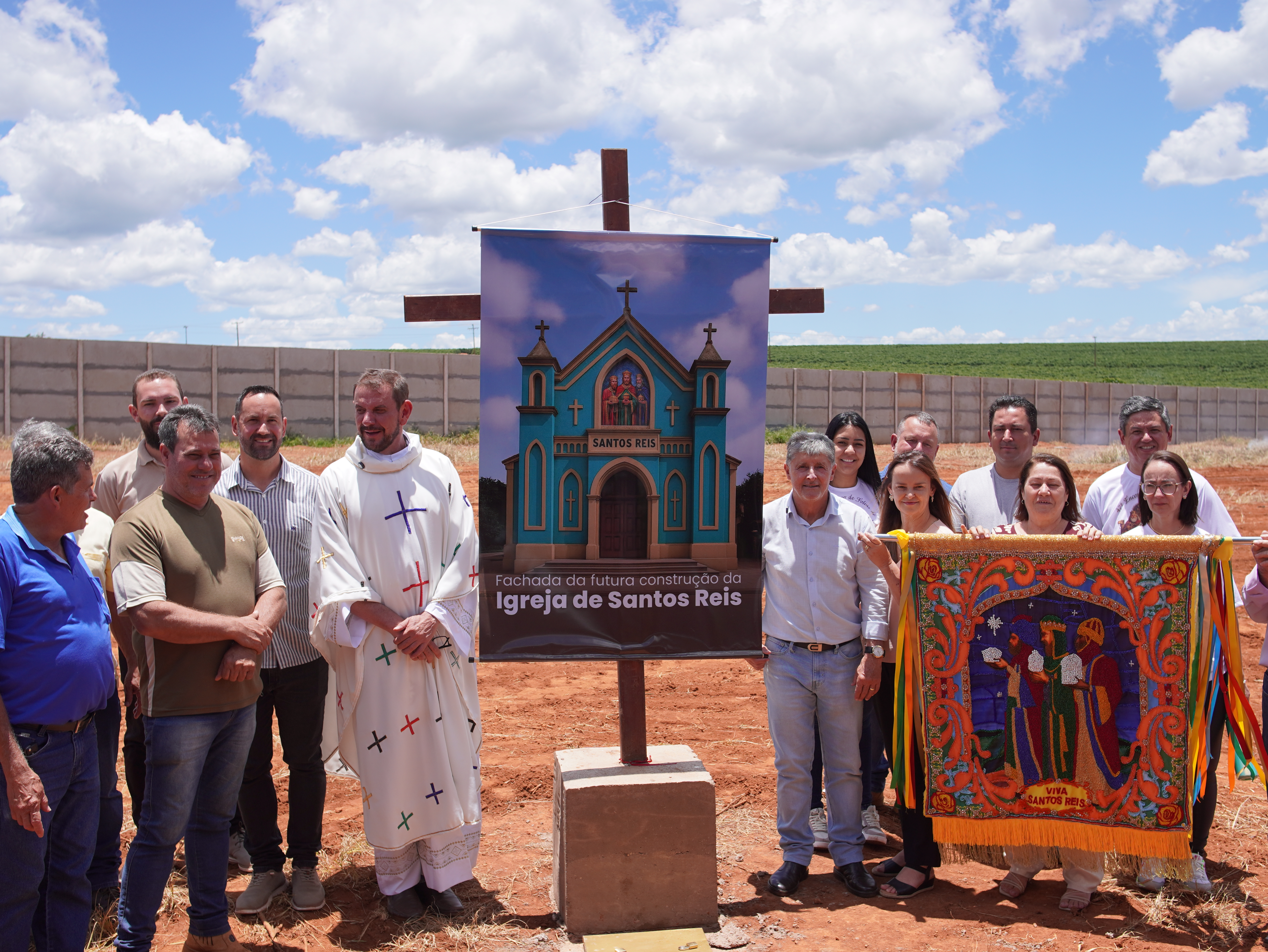 Bênção da pedra fundamental da futura igreja de Santos Reis é celebrada em Romaria
