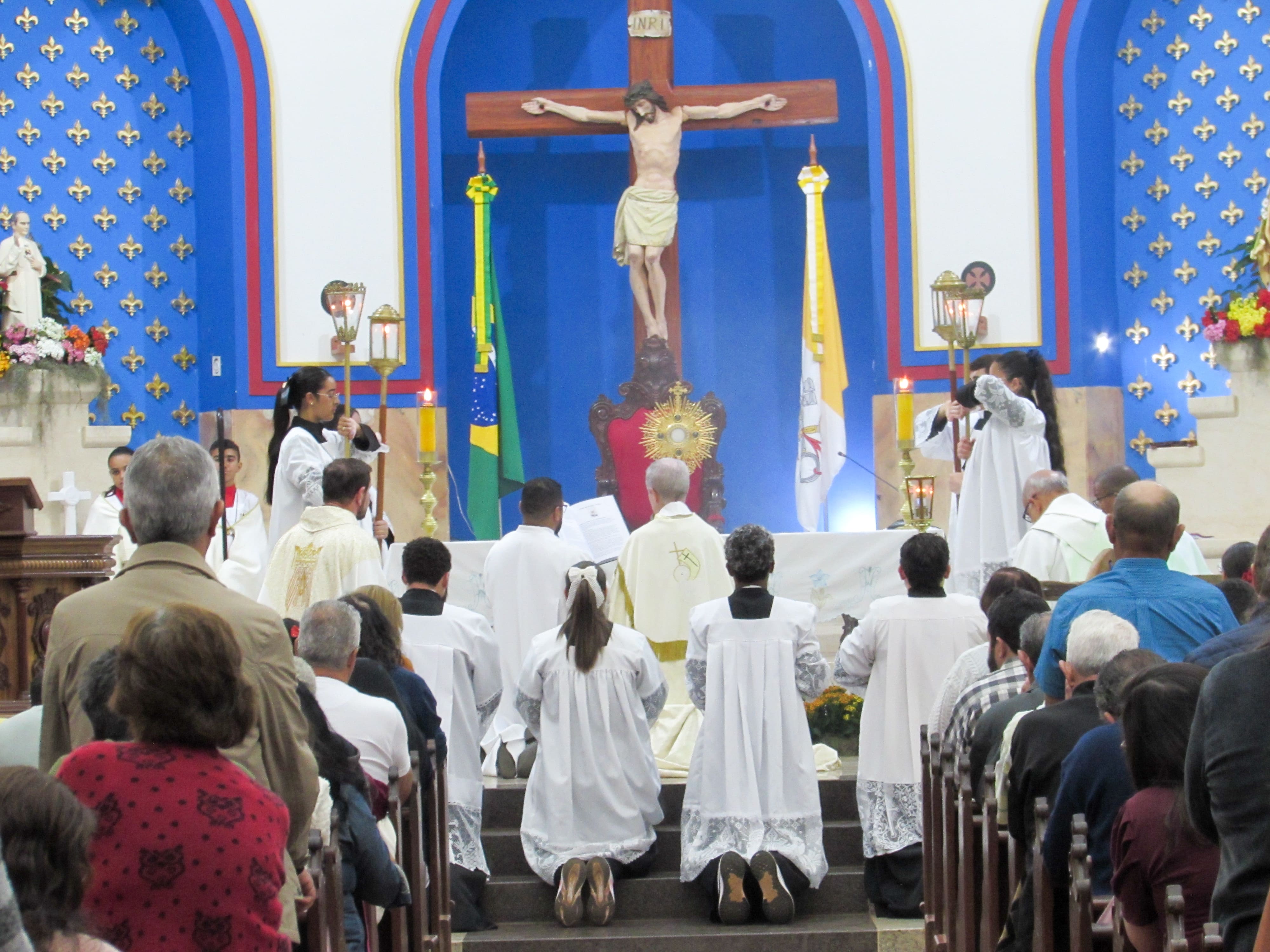 Novena em honra a Nossa Senhora da Abadia tem início em Romaria